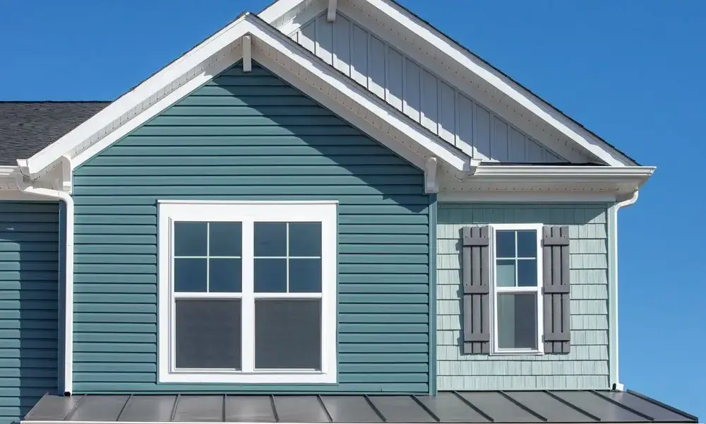 Roof repair and inspection services in Uvalde